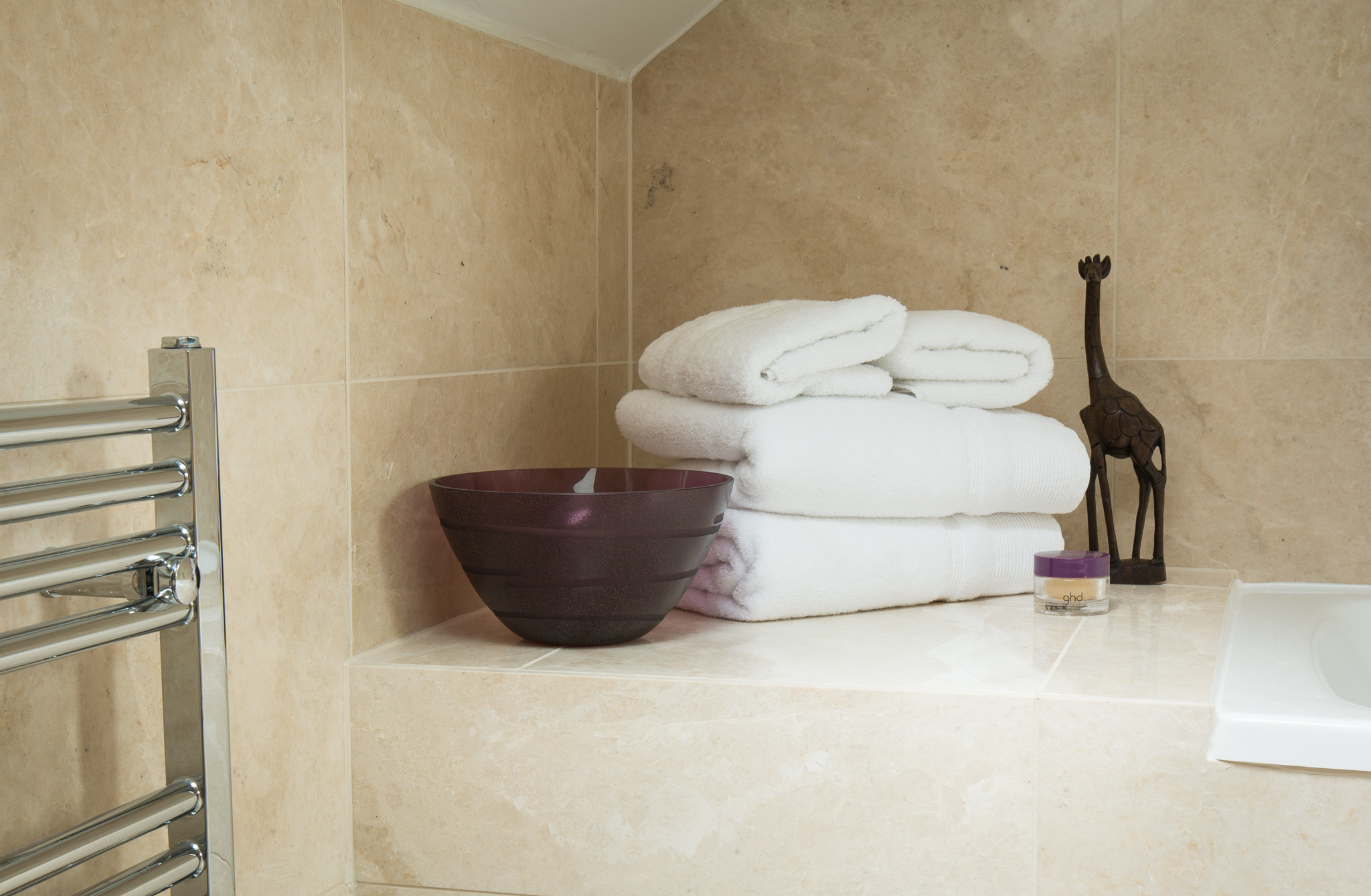 Crisp lines, fitted by craftsmen